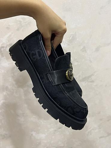 Мокасины и лоферы: 1defe geyinilib.Qara loafer ayaqqabı — 2