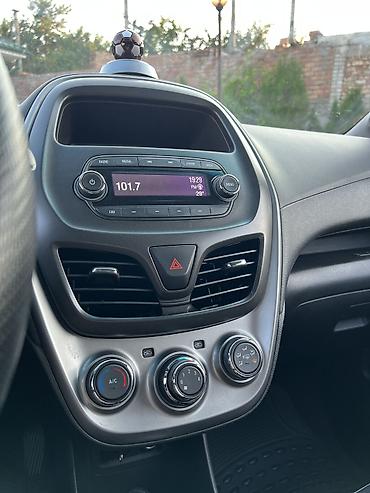 аутбек на продажу: Chevrolet Spark: 2017 г., 1 л, Вариатор, Бензин, Хэтчбэк — 7