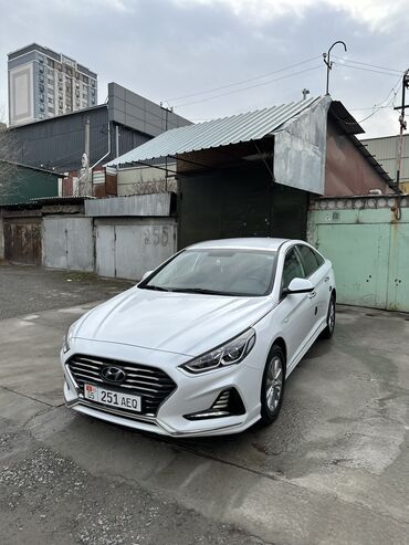 Hyundai: Hyundai Sonata: 2017 г., 2 л, Автомат, Газ, Седан — 3