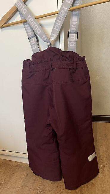 Куртки: Продаю зимнюю куртку и штаны, б/у. Состояние отличное. Размер 98 (на — 8