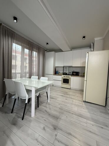 готовые квартиры в рассрочку в бишкеке: 2 комнаты, 67 м², Элитка, 9 этаж, Косметический ремонт