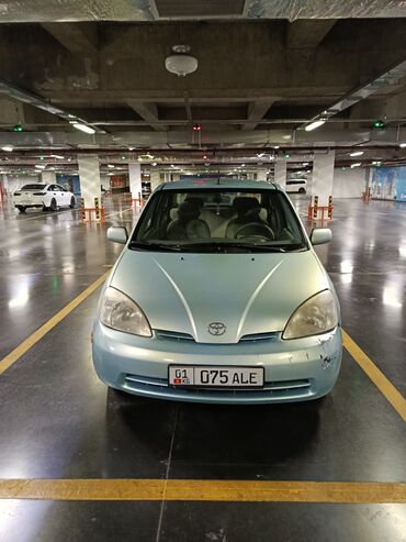 авто легковой: Toyota Prius: 2001 г., 1.5 л, Вариатор, Бензин, Седан