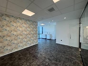 bolt bas ofis elaqe: İcarəyə verilir 7 otaqlı ofis 260 m², 8 Noyabr m. Daha 7 şəklə bax — 8