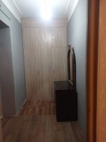 Uzunmüddətli kirayə mənzillər: Nerimanov metrosuna yaxin 2 otaq bina evi 5/1 kiraye verilir Aileye ve -da lalafo.az — 9 Uzunmüddətli kirayə mənzillər: Nerimanov metrosuna yaxin 2 otaq bina evi 5/1 kiraye verilir Aileye ve — 9