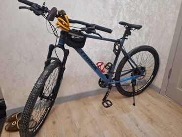 продажа велосипедов бишкек: Продаю фирменный велосипед trinx в отличном состоянии.21 рама на 27.5
