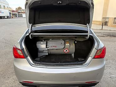 Hyundai: Hyundai Sonata: 2 l | 2013 il Sedan — 18
