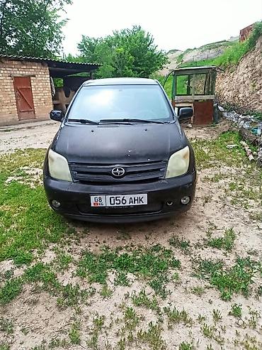 Toyota Ist: 2003 г., 1.5 л, Кол менен иштөөчү, Бензин, Хетчбек — 6