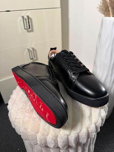 Ayaqqabılar: Möhtəşəm Christian Louboutin ayaqqabıları. Ayaqqabılar yenidir və heç — 2