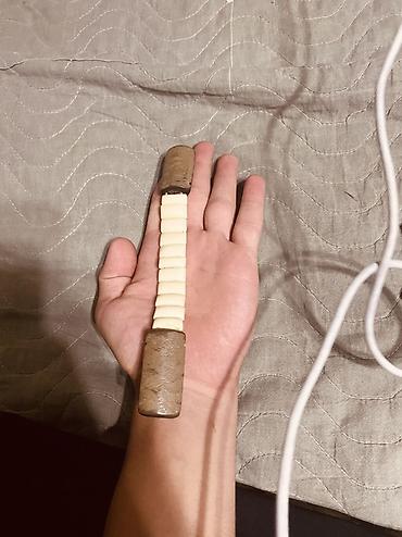 mini massage stick: Гибкий ручной массажёр-растяжка для кистей и предплечий Описание: - — 3