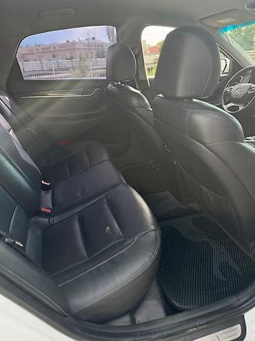 gra: Hyundai Grandeur: 2018 г., 3 л, Автомат, Газ, Седан — 8