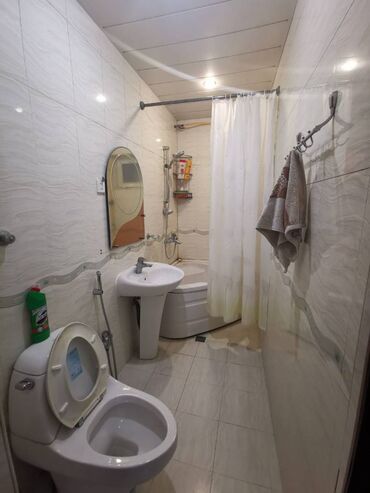 Uzunmüddətli kirayə mənzillər: Binəqədi rayonu,Azadlıq metrosunun yaxınlığında Binəqedi r, M.Ə — 10