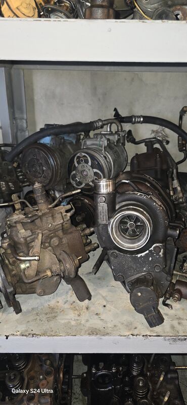 Motor üçün digər detallar: İSUZU modelləri üçün Orginal işlənmiş ehtiyat hissələri.Dubaydan gəlmə — 11