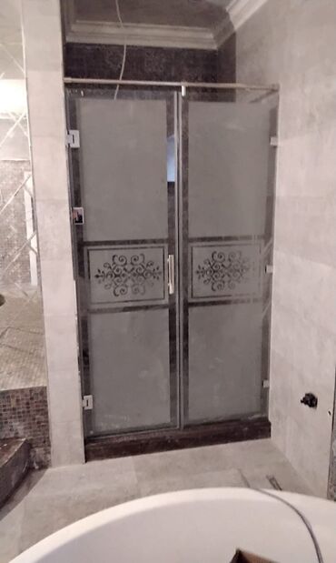 Duş kabinaları, arakəsmələr: Yeni Arakəsmə, Pulsuz çatdırılma -da lalafo.az — 24 Duş kabinaları, arakəsmələr: Yeni Arakəsmə, Pulsuz çatdırılma — 24