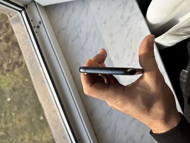 Apple iPhone: IPhone Xs, 64 GB, Space Gray — 9