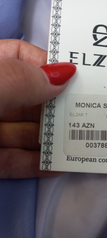 Kurtkalar: Deri Godekce Tezedir Etiketi uzerindedir. Hec geyinilmeyib Razmer S. M — 4