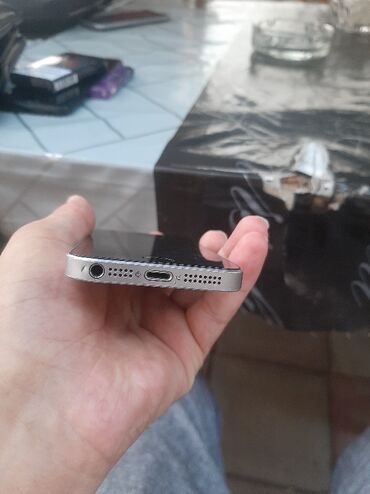 kontakt home iphone 5s: IPhone 5s, 16 GB, Gümüşü