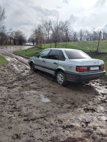 фольксваген пассат 2009: Volkswagen Passat: 1989 г., 1.8 л, Механика, Бензин