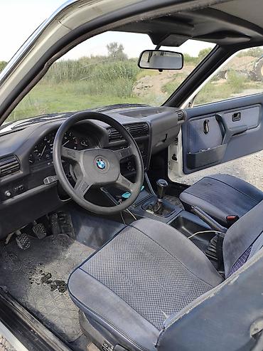320i: BMW 3 series: 1984 г., 2 л, Механика, Бензин, Седан — 8