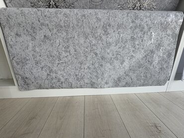 Digər tikinti materialları: Divar kağızı, Kağız, Adi divar kağızı