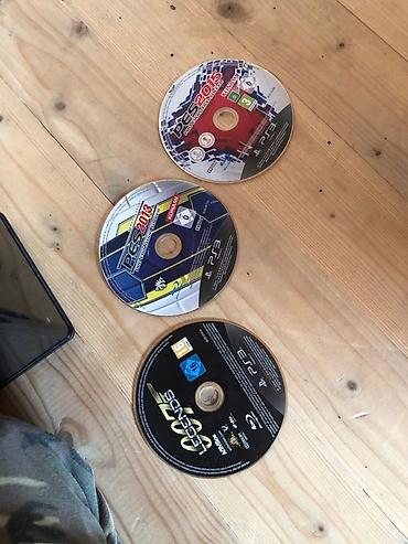 f7 pro: PS3 oyun diskleri dəsti - PES 2015: Pro Evolution Soccer (Konami) — 1