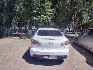 ключи от машины: Mazda 3: 2011 г., 1.6 л, Автоматтык, Бензин, Седан