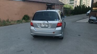 фит 3: Honda Fit: 2007 г., 1.3 л, Вариатор, Бензин, Седан