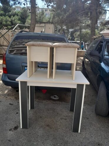 tabletka stul: Qonaq otağı üçün, Yeni, Açılmayan, Dördbucaq masa, 4 stul