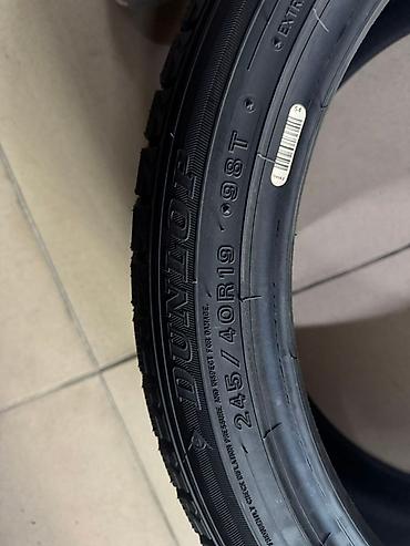 разноширокие: Шины 245 / 40 / R 19, Зима, Новый, Комплект, Легковые, Япония, Dunlop — 4