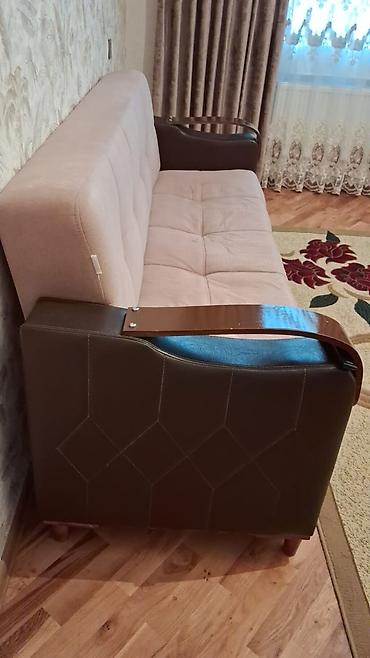 kunc divan işlənmiş: 4 nəfərlik divan təzə kimidir sağ altda yüngül problemi var bazasıda — 1