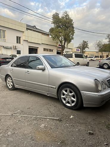 ауди 4 2: Mercedes-Benz E-Class: 2000 г., Седан — 1
