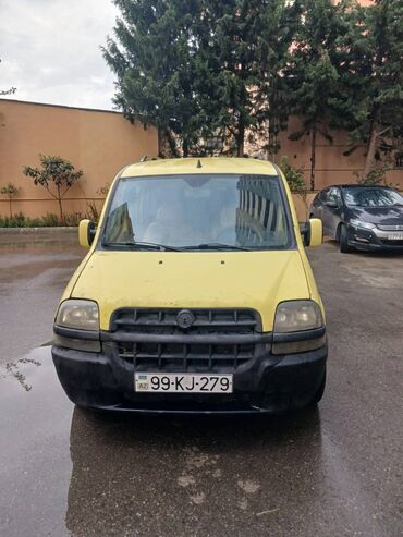 Fiat: Fiat Doblo: 1.6 l | 2004 il 239000 km Van/Minivan