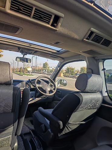 Унаа сатуу: Toyota Regius: 2000 г., 2.7 л, Автомат, Бензин, Вэн/Минивэн — 6