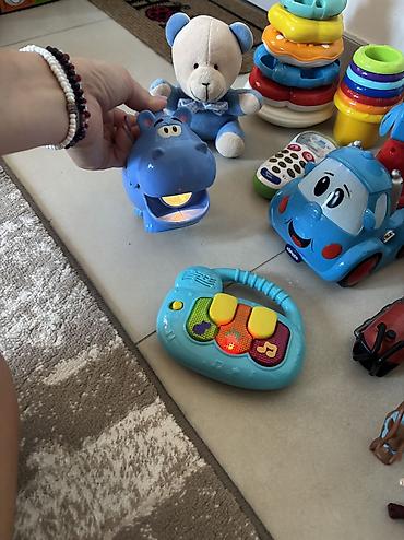 hello kitty i prijatelji: Igracke za bebe i decu ocuvane — 9