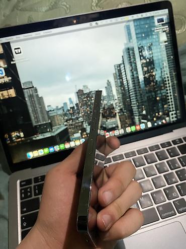 Apple iPhone: IPhone 13 Pro, 77 % — 8