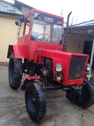 Другие тракторы: Трактор колесный с кабиной Основные характеристики: - Полный комплект — 13