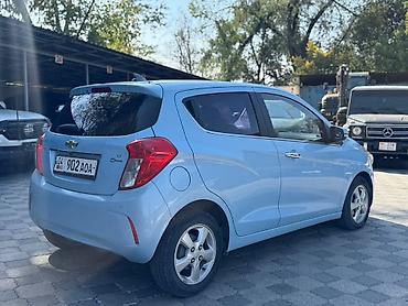 спарк 2016: Chevrolet Spark: 2016 г., 1 л, Автомат, Бензин, Хэтчбэк — 4
