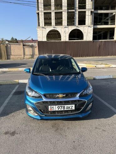 авто гаражное хранение: Chevrolet Spark: 2018 г., 1 л, Бензин, Хетчбек