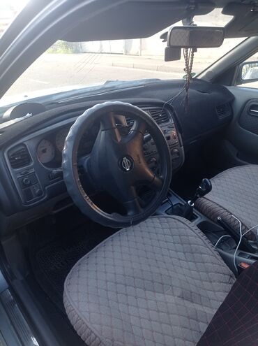 Nissan: Nissan Primera: 2001 г., 1.8 л, Механика, Бензин, Хэтчбэк at lalafo.kg — 7 Nissan: Nissan Primera: 2001 г., 1.8 л, Механика, Бензин, Хэтчбэк — 7