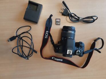 Elektronika: Canon 800D, malo koriscen, kupljen u Gruziji. Moguce da se pogleda u