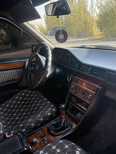 song plus: Mercedes-Benz W124: 1994 г., 2.2 л, Механика — 6