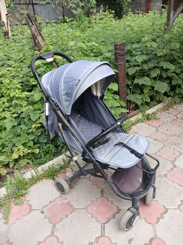 прогулочные коляски трехколесные: Коляска, Б/у