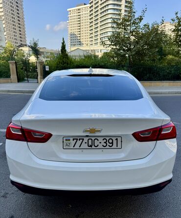 Chevrolet: Chevrolet Malibu: 1.5 l | 2017 il 200000 km Sedan — 4
