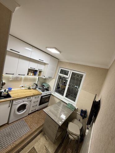 продажа квартиры в бишкеке 104 серии: 3 комнаты, 58 м², 104 серия, 4 этаж, Старый ремонт