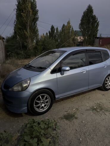 honda fit 2021: Honda Fit: 2002 г., 1.3 л, Вариатор, Бензин, Седан