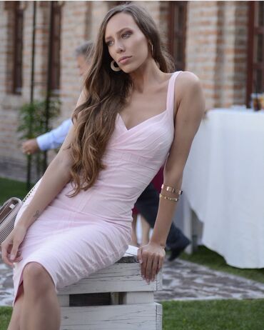 večernja haljina: Bоја - Roze, Everyday dress, Na bretele