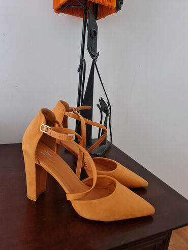 salonke aldo: Pumps, 41