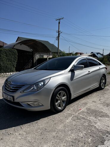 Hyundai: Hyundai Sonata: 2013 г., 2 л, Автомат, Газ, Седан