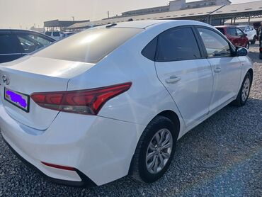 Hyundai: Hyundai Solaris: 2018 г., 1.4 л, Автомат, Бензин, Седан