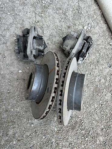 bbs 4 100: Комплект передних тормозных механизмов для легкового авто. В состав — 1