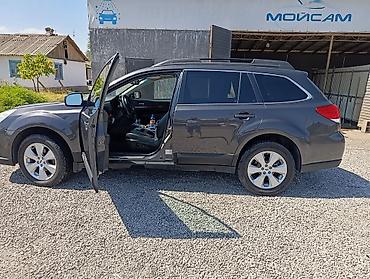 old man: Subaru Outback: 2011 г., 2.5 л, Автомат, Универсал — 1
